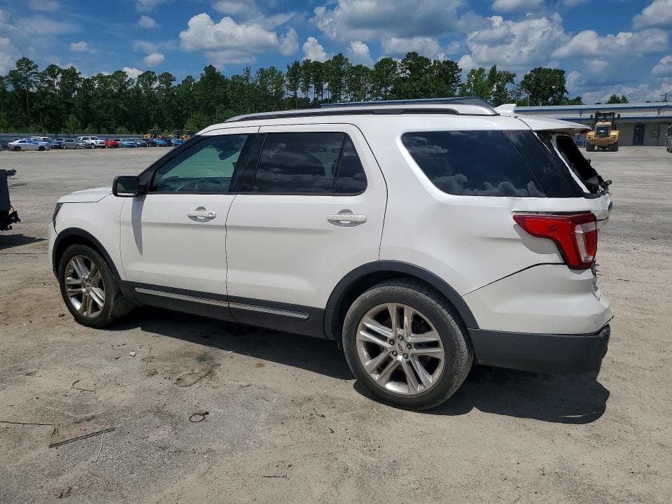 2017 FORD EXPLORER XLT 2
