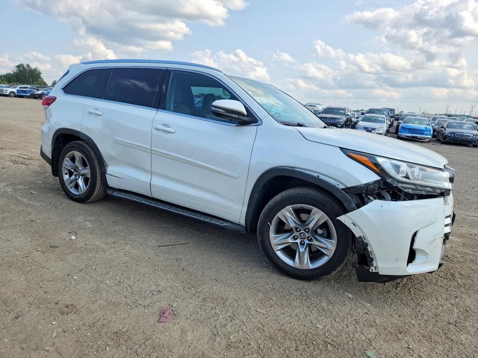 2019 TOYOTA HIGHLANDER LIMITED 4
