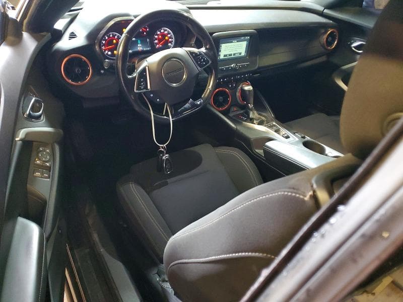 2018 CHEVROLET CAMARO LT 8