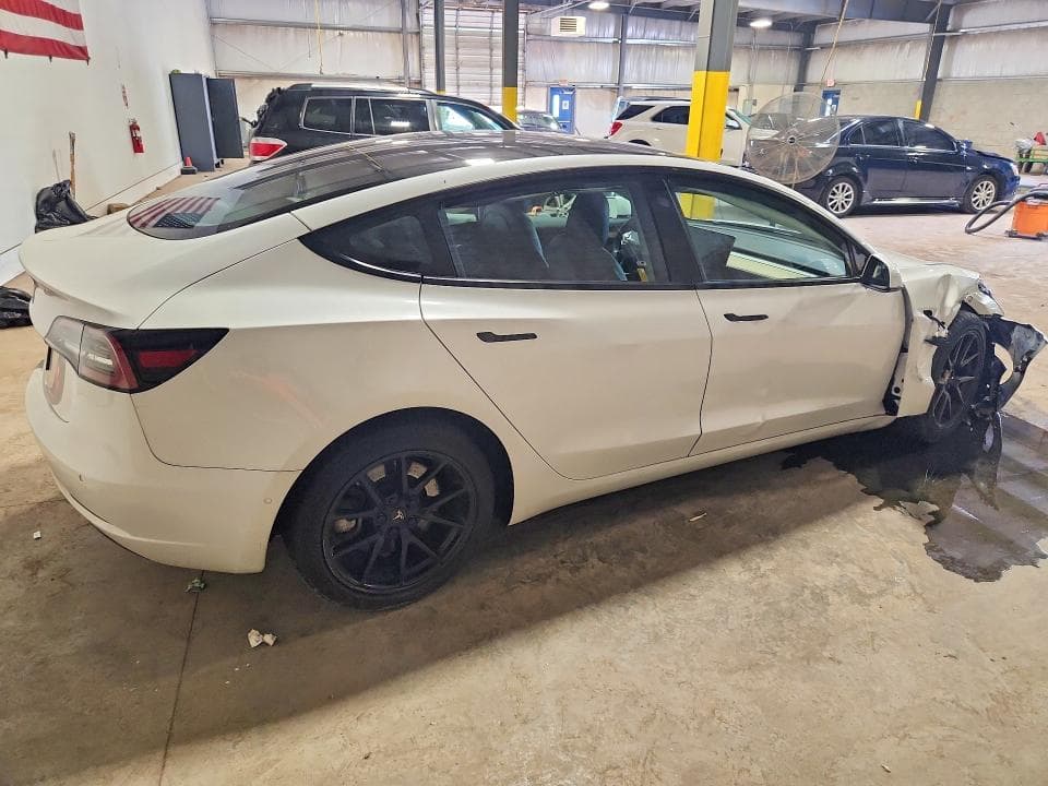 2021 TESLA MODEL 3 3