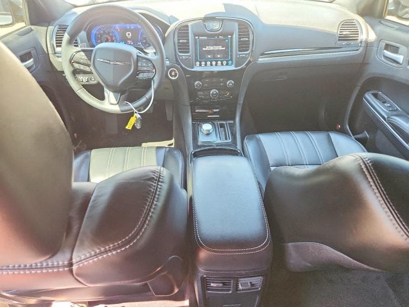 2017 CHRYSLER 300 S 8