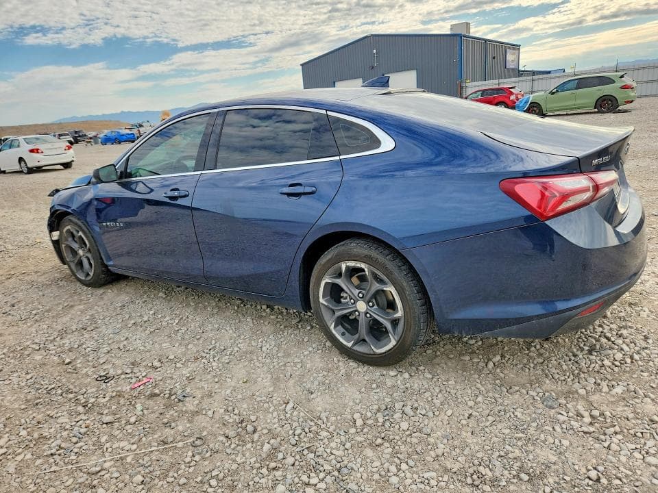 2022 CHEVROLET MALIBU LT 2