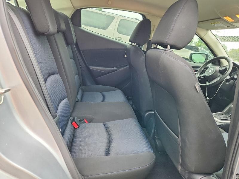 2019 TOYOTA YARIS L 10