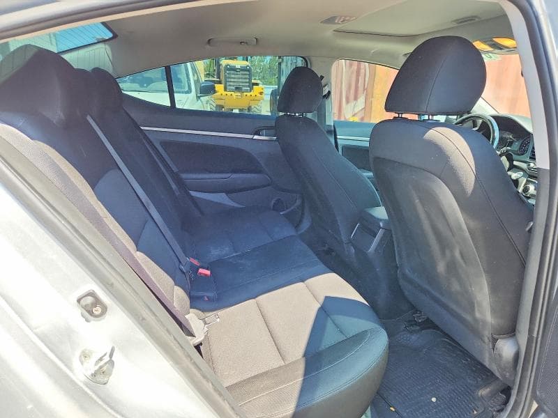 2019 HYUNDAI ELANTRA SE 10