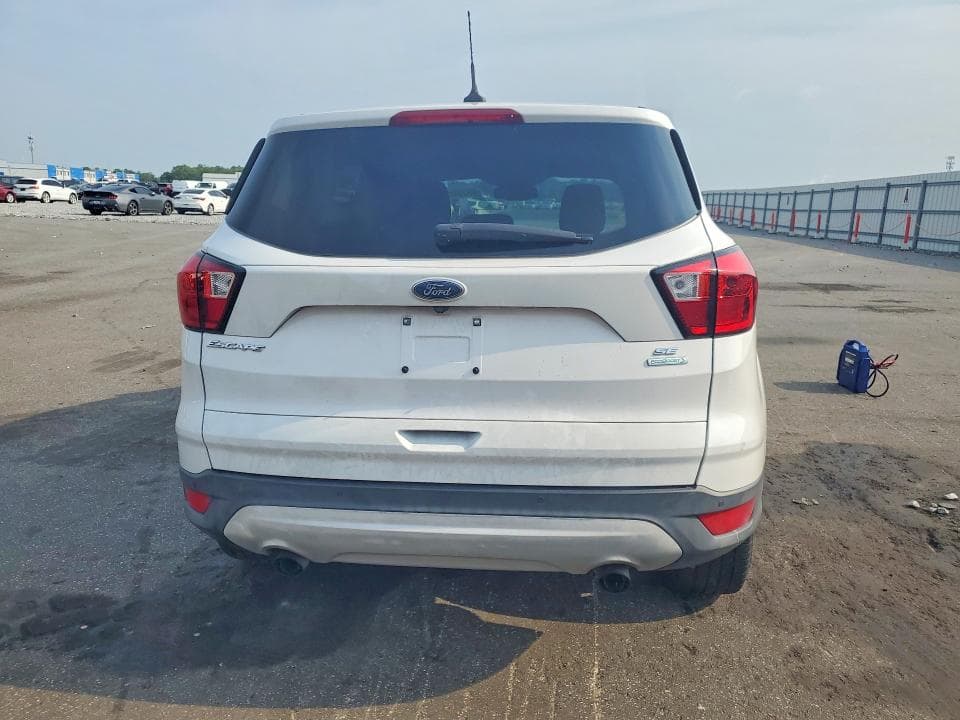 2019 FORD ESCAPE SE 6