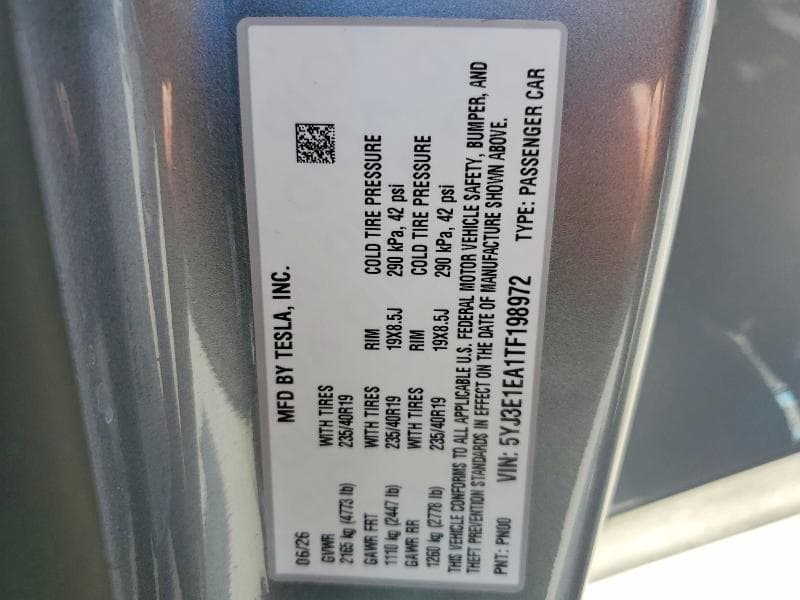 2026 TESLA MODEL 3 12