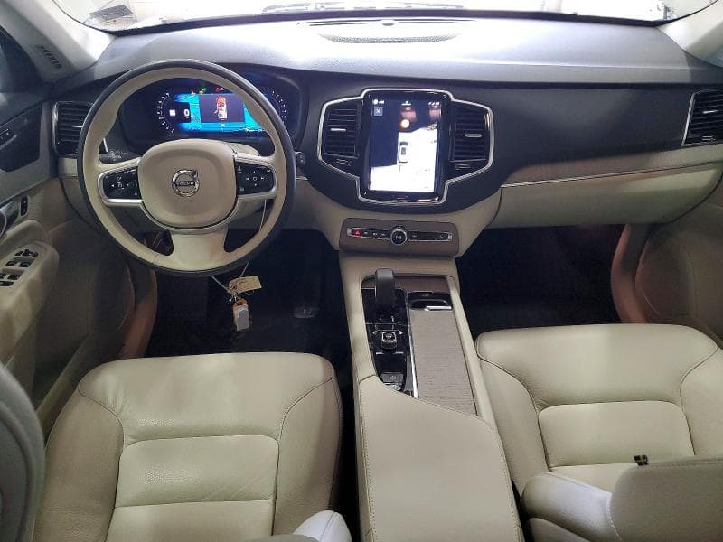 2024 VOLVO XC90 PLUS 8