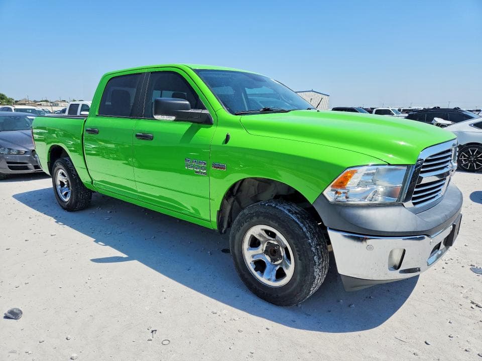 2019 RAM 1500 CLASSIC SLT 4
