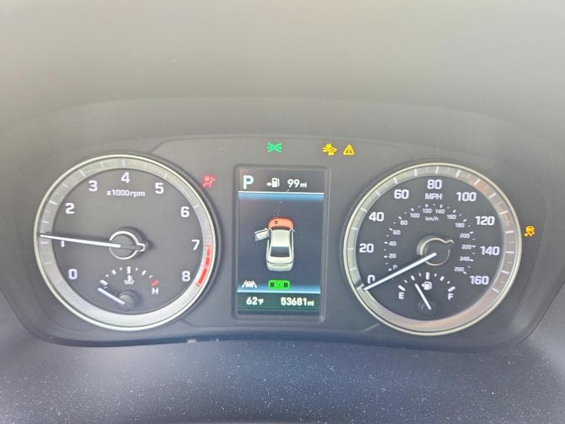 2018 HYUNDAI SONATA LIMITED 9