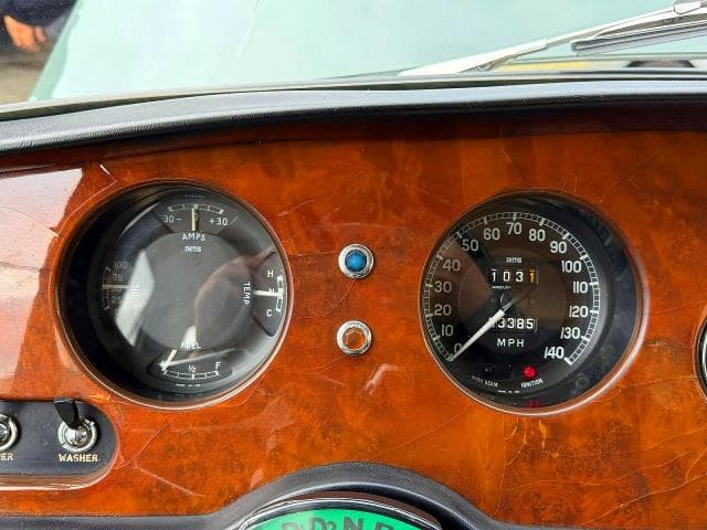 1964 VAND 4 LITRE R SIX-CYLINDER 8