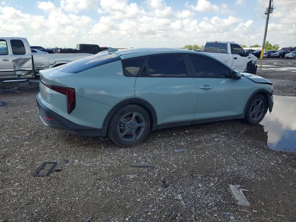 2025 KIA K4 LXS 3