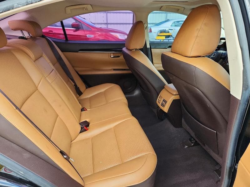 2018 LEXUS ES 300H 10