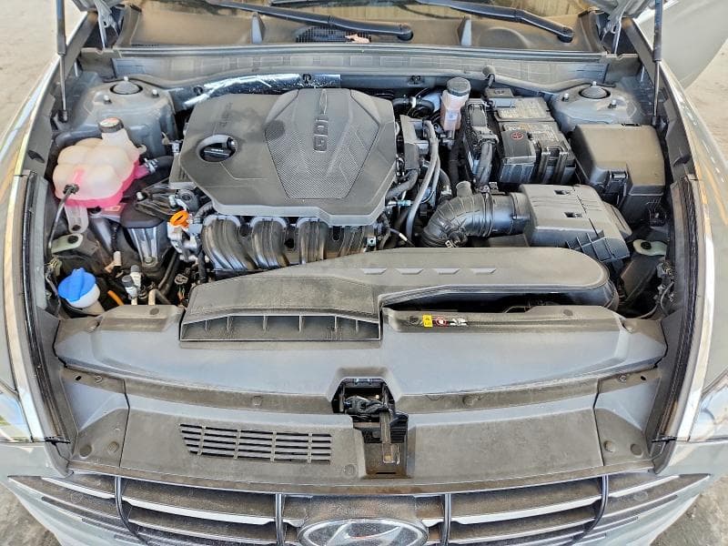 2021 HYUNDAI SONATA SE 11