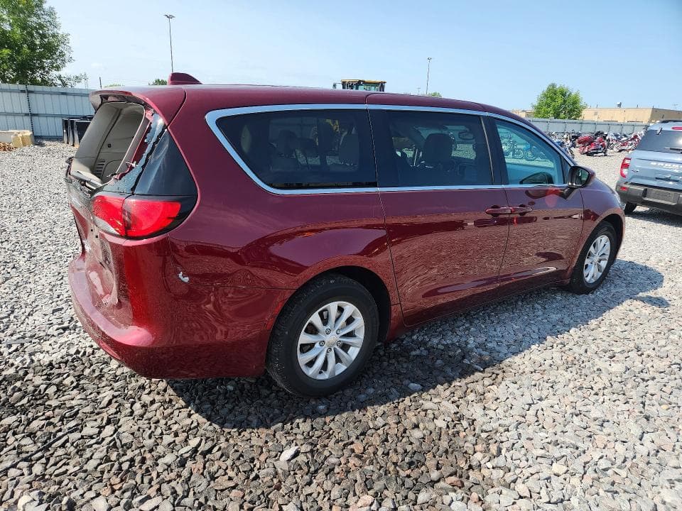 2017 CHRYSLER PACIFICA TOURING 3