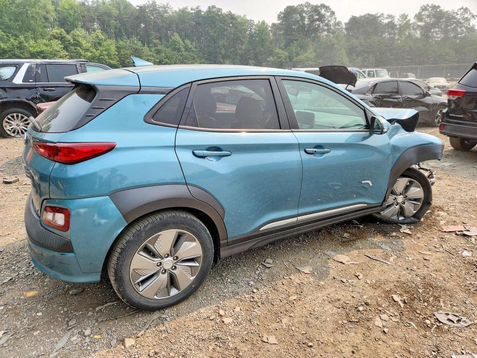 2021 HYUNDAI KONA ULTIMATE 3
