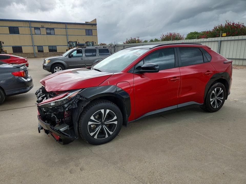 2024 TOYOTA BZ4X XLE - 1