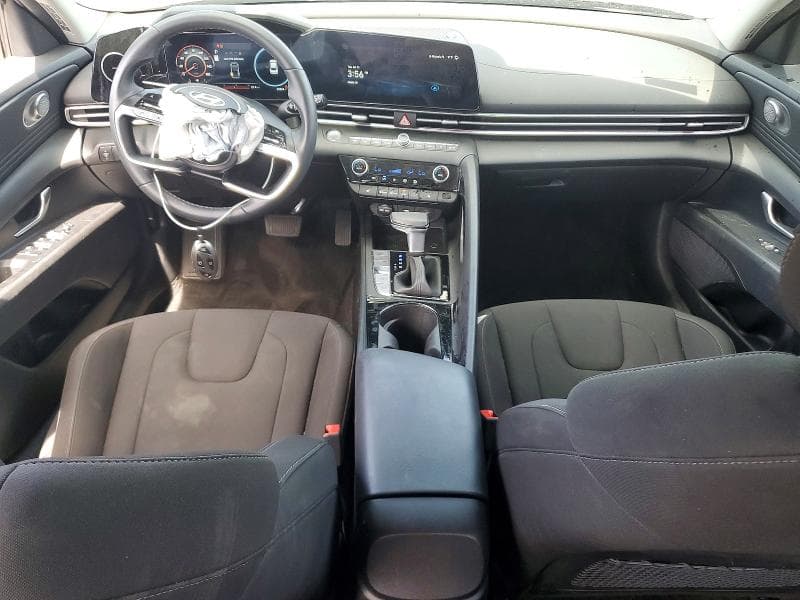 2024 HYUNDAI ELANTRA SEL 8