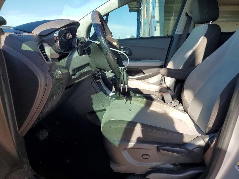 2021 CHEVROLET TRAX LS 7