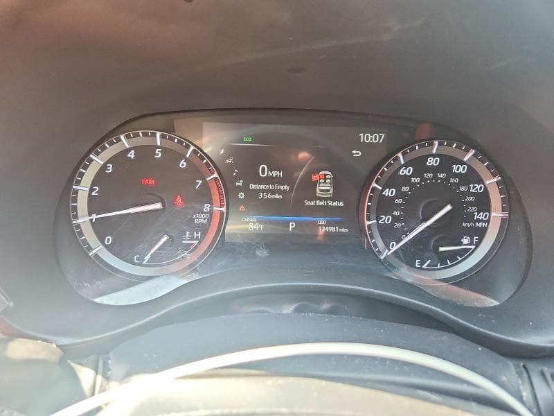 2020 TOYOTA HIGHLANDER XLE 9