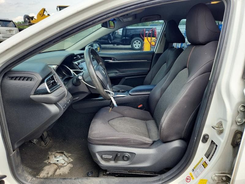 2019 TOYOTA CAMRY LE 7