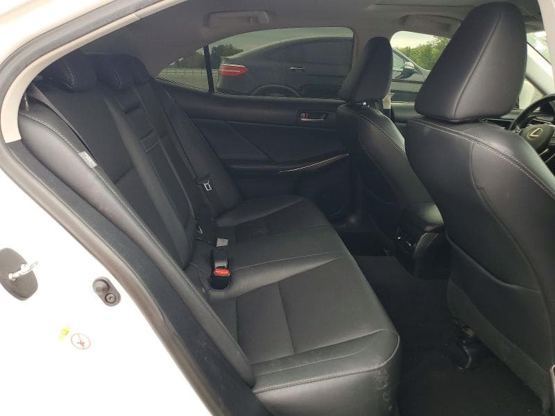 2017 LEXUS IS 300 10
