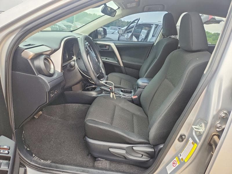 2018 TOYOTA RAV4 LE 7