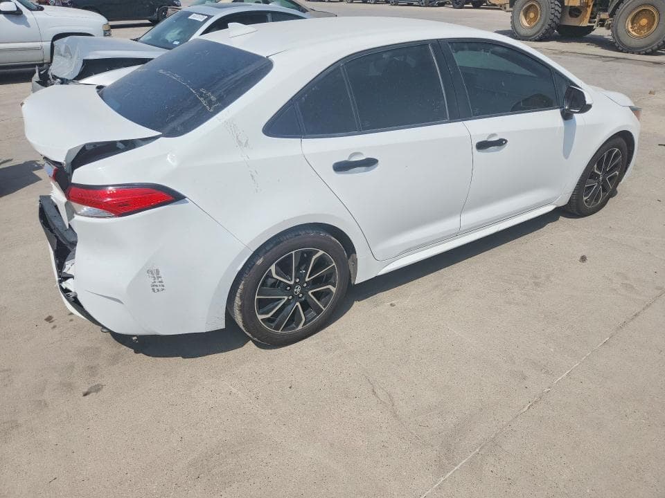 2020 TOYOTA COROLLA LE 3