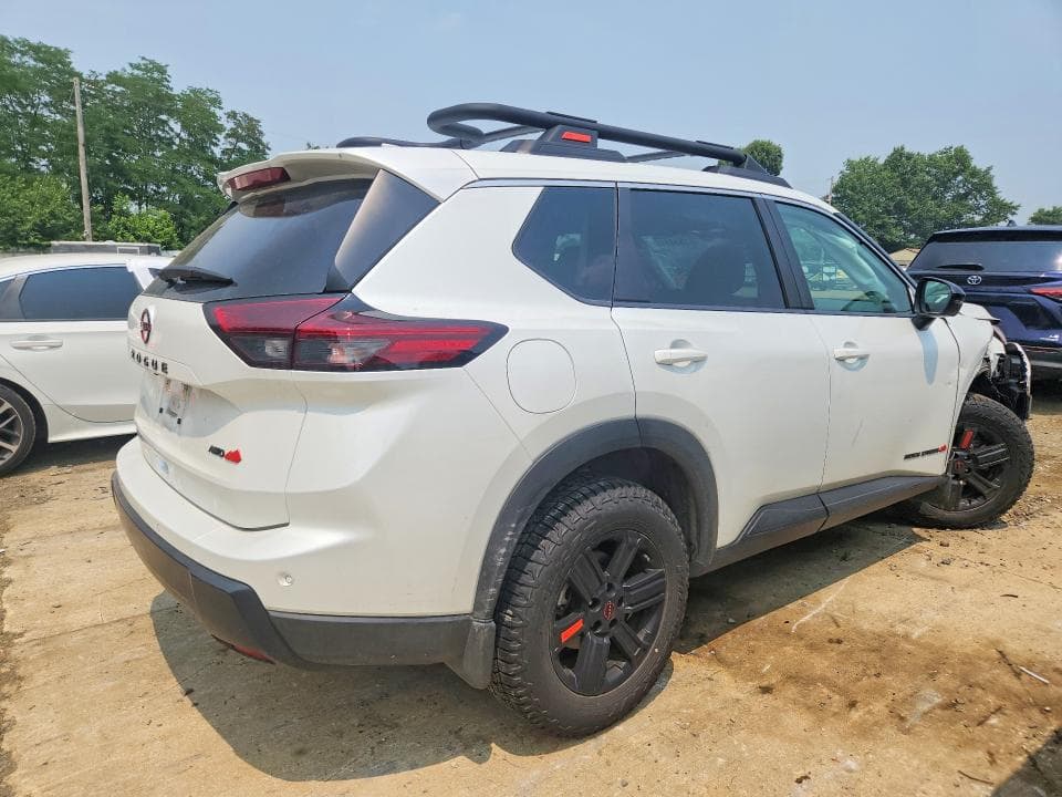 2025 NISSAN ROGUE ROCK CREEK 3