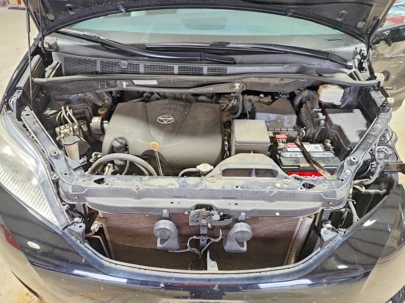 2017 TOYOTA SIENNA XLE 8-PASSENGER 12