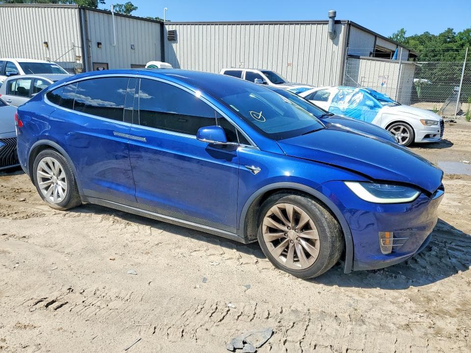 2019 TESLA MODEL X 4
