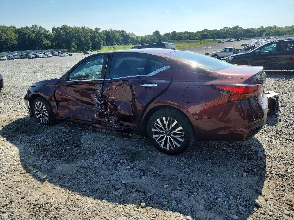 2024 NISSAN ALTIMA SV 2
