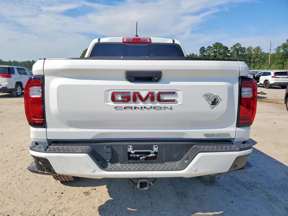 2025 GMC CANYON ELEVATION 6