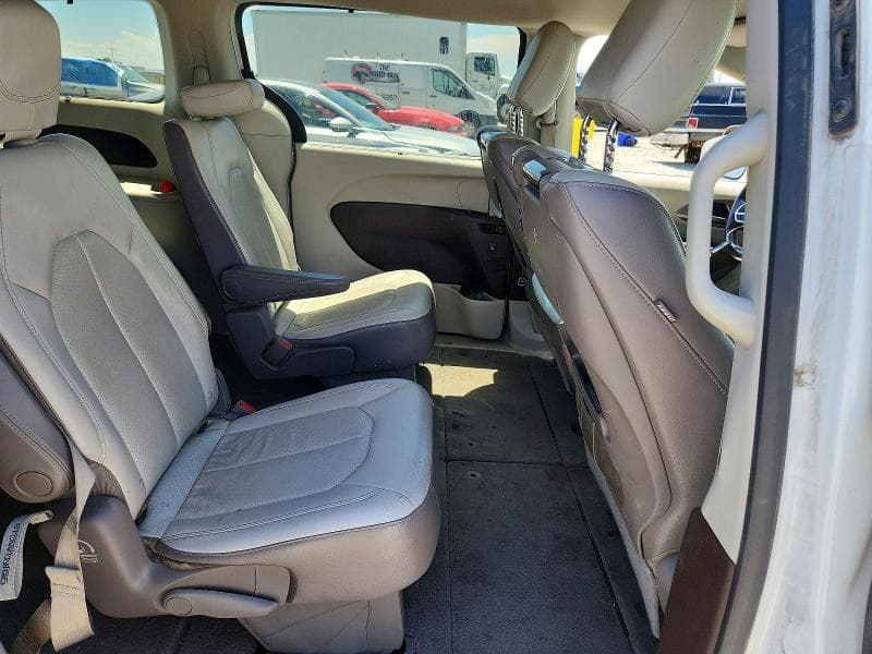 2018 CHRYSLER PACIFICA TOURING L PLUS 11