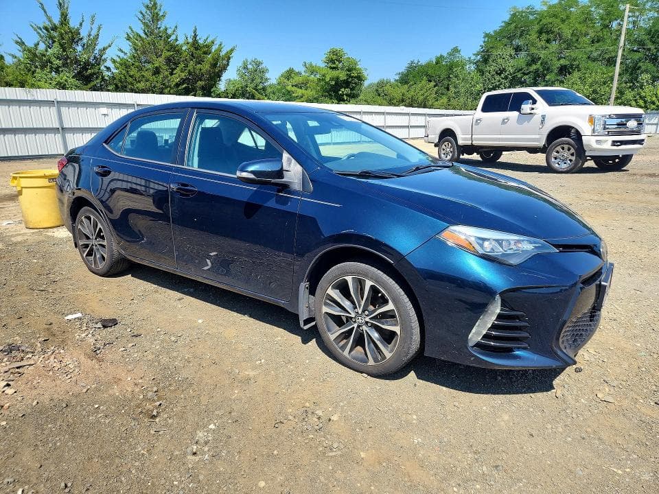 2018 TOYOTA COROLLA SE 4