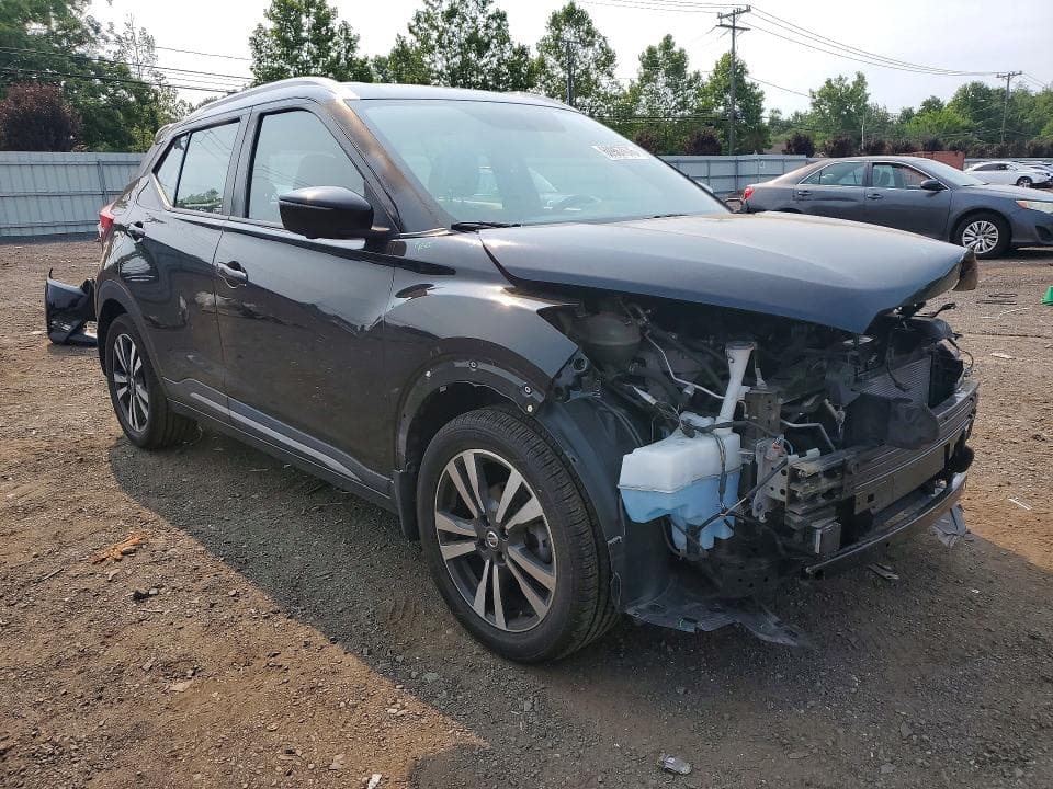 2019 NISSAN KICKS SR 4