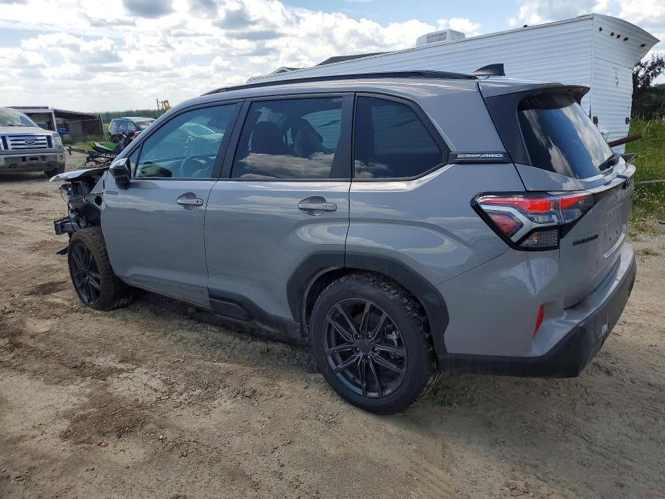 2025 SUBARU FORESTER 2