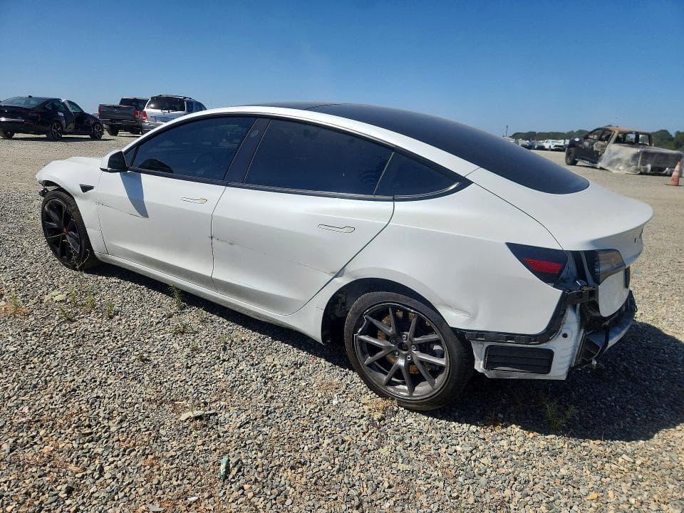2022 TESLA MODEL 3 2