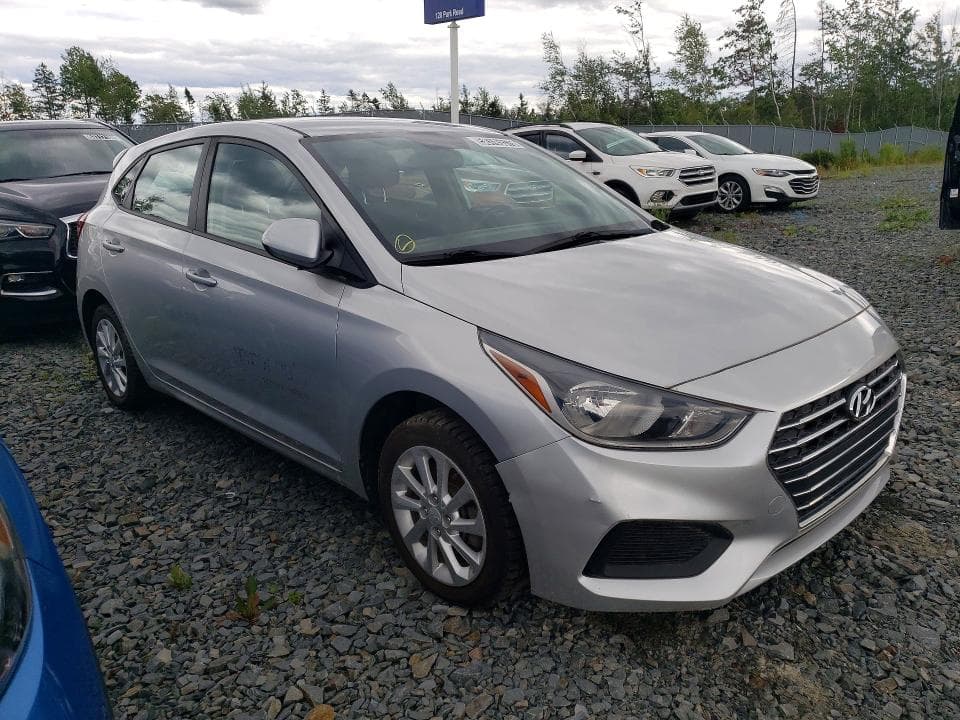 2019 HYUNDAI ACCENT SE 4