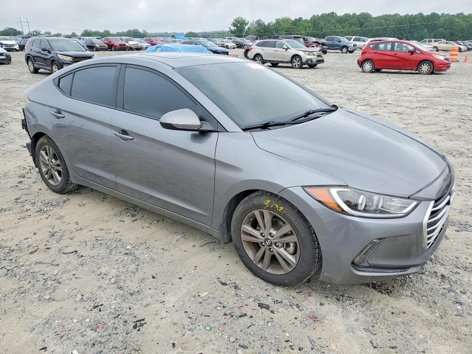 2018 HYUNDAI ELANTRA 4