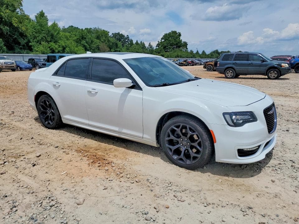 2020 CHRYSLER 300 S 4
