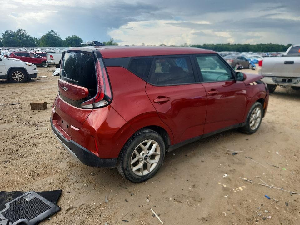 2023 KIA SOUL LX 3