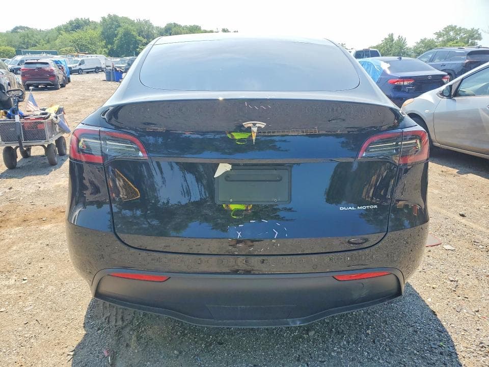 2021 TESLA MODEL Y 6
