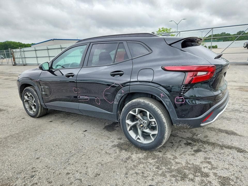 2025 CHEVROLET TRAX 1LT 2