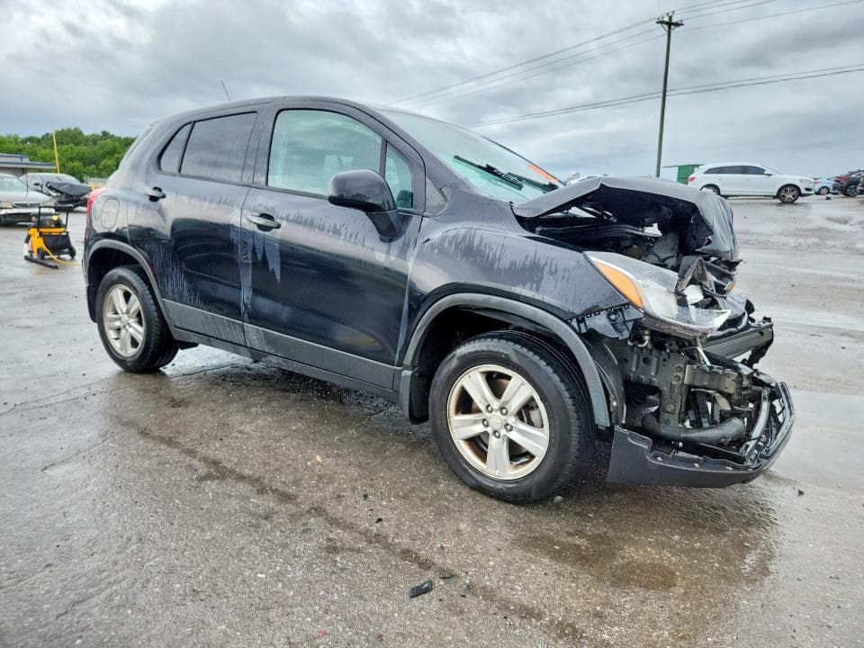 2019 CHEVROLET TRAX LS 4