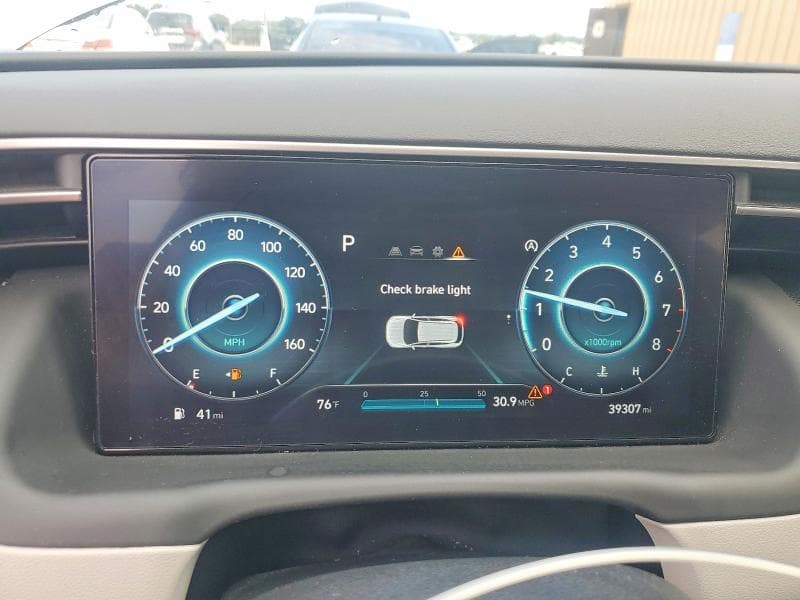 2024 HYUNDAI TUCSON SE 9