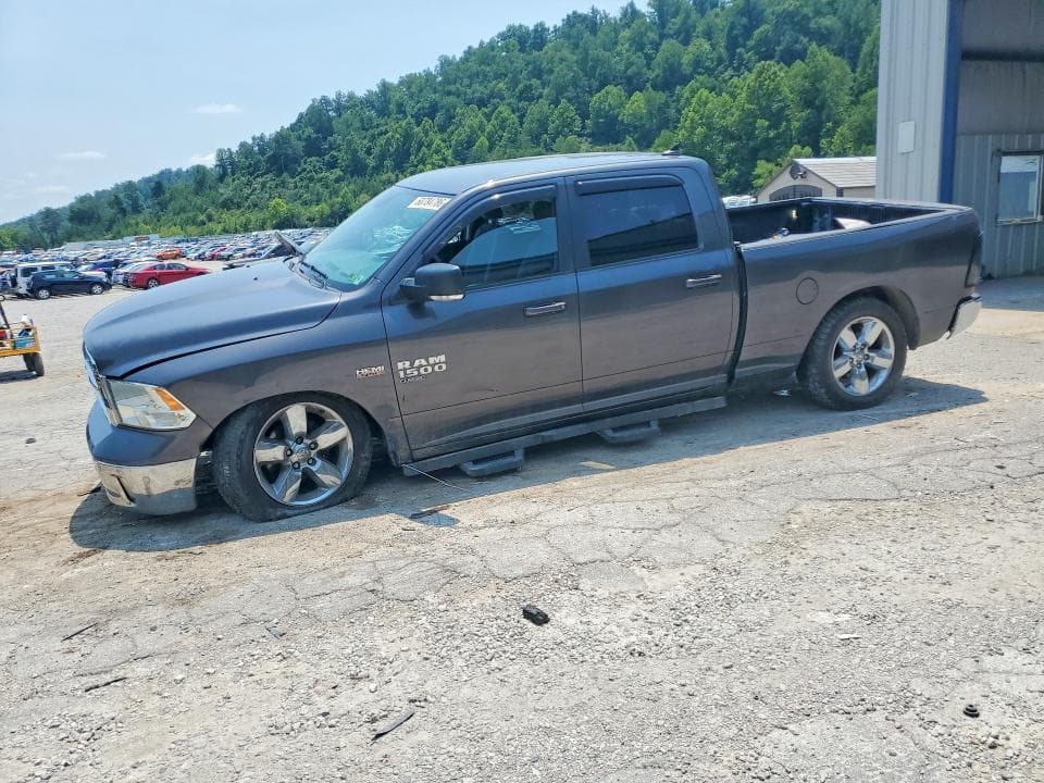 2019 RAM 1500 CLASSIC SLT - 1