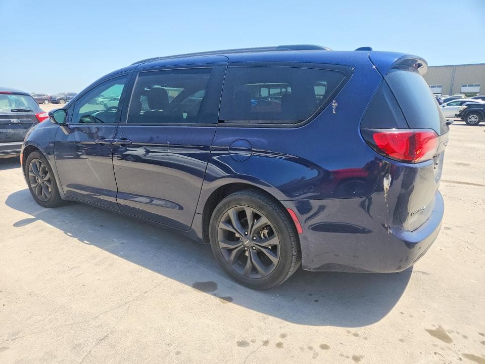 2018 CHRYSLER PACIFICA TOURING PLUS 2