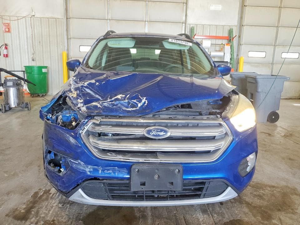2017 FORD ESCAPE SE 5