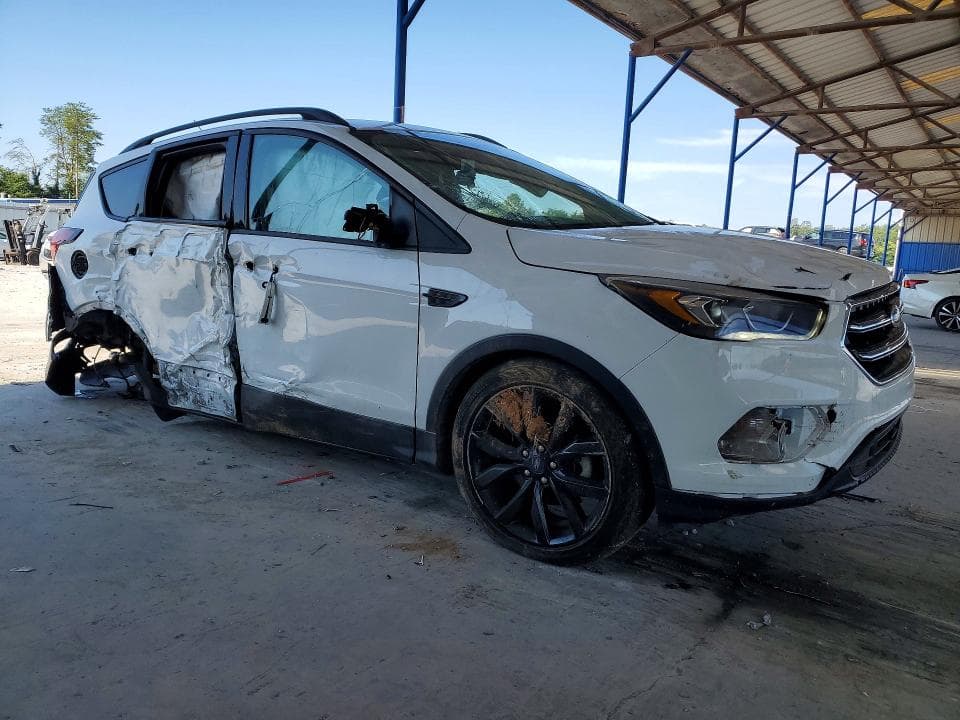 2019 FORD ESCAPE SE 4