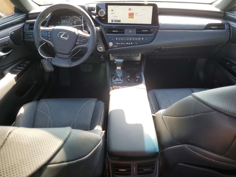 2024 LEXUS ES 300H LUXURY 8